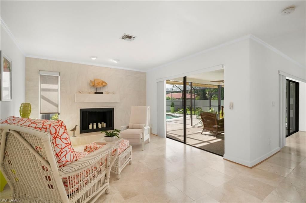 Fireplace, Interior, Living room, Recessed Lighting