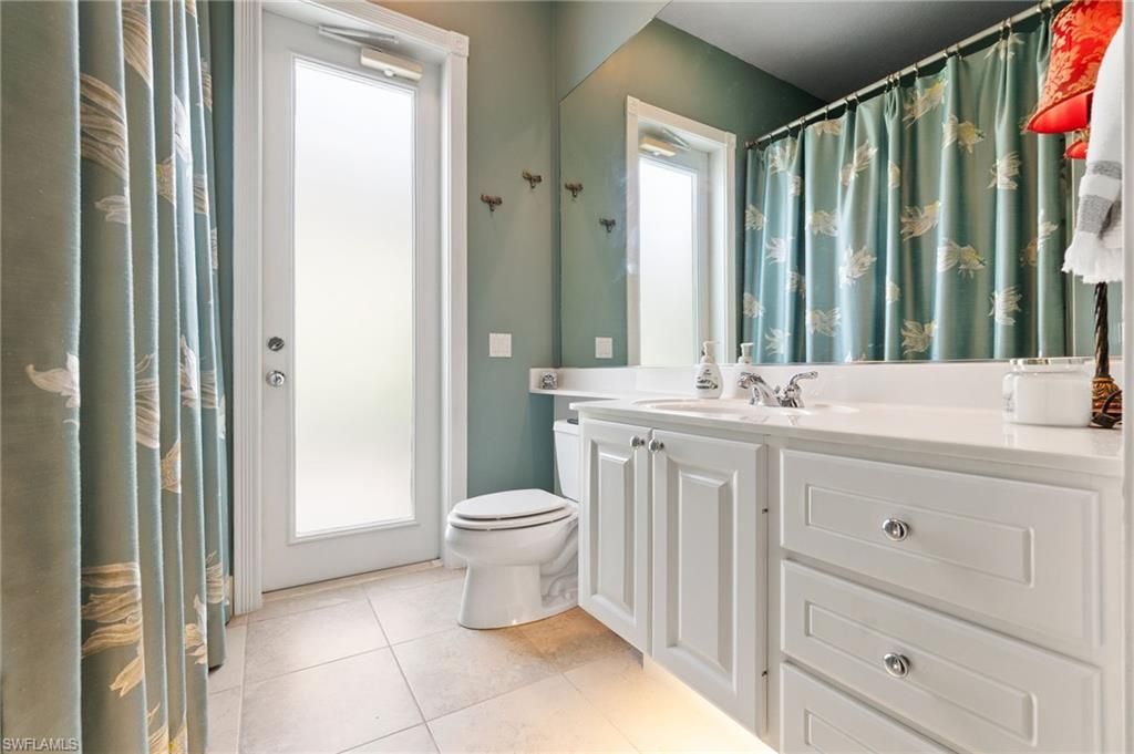Bathroom, Interior