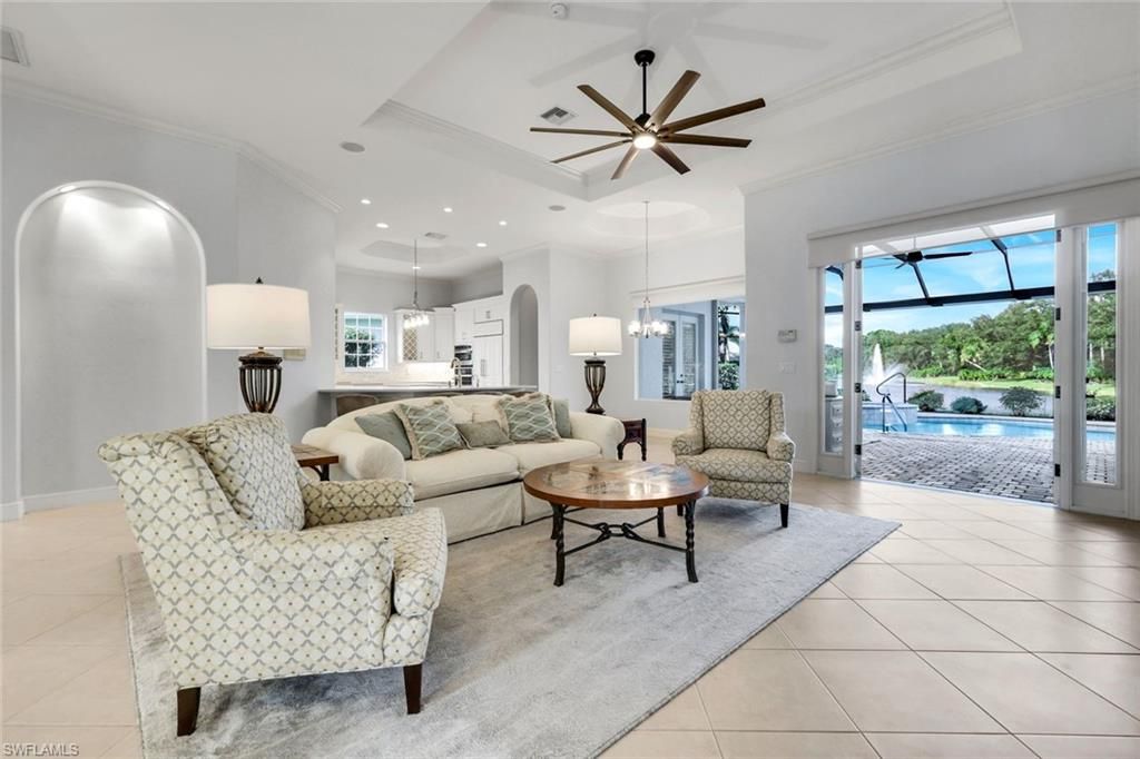 Interior, Living room, Pendant Lights, Recessed Lighting
