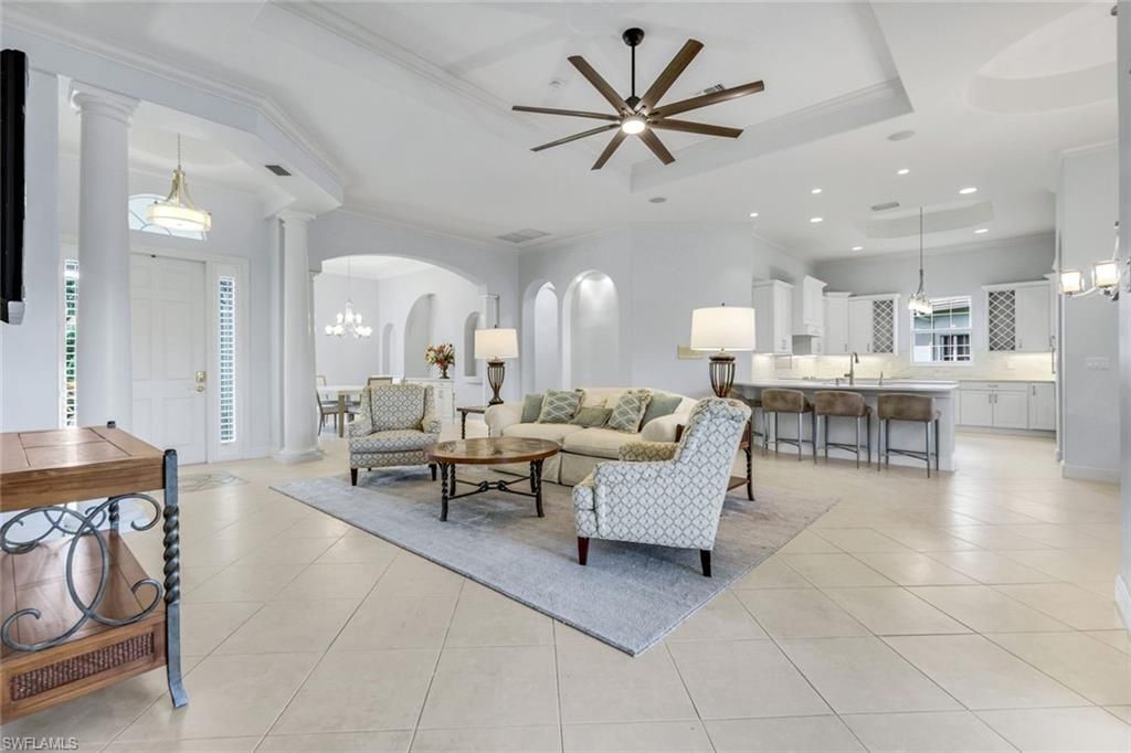 Chandelier, Interior, Kitchen, Living room, Pendant Lights, Recessed Lighting