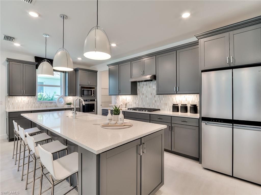 Interior, Kitchen, Pendant Lights, Recessed Lighting, Stainless Steel Appliances