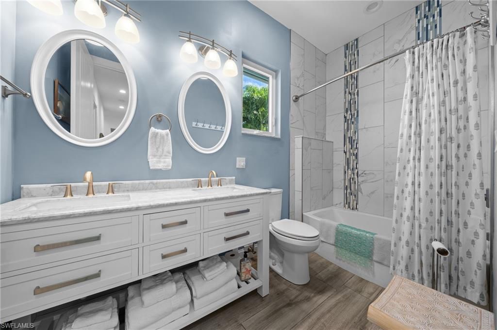 Bathroom, Dual Sink Vanities, Interior, Wood Texture Flooring