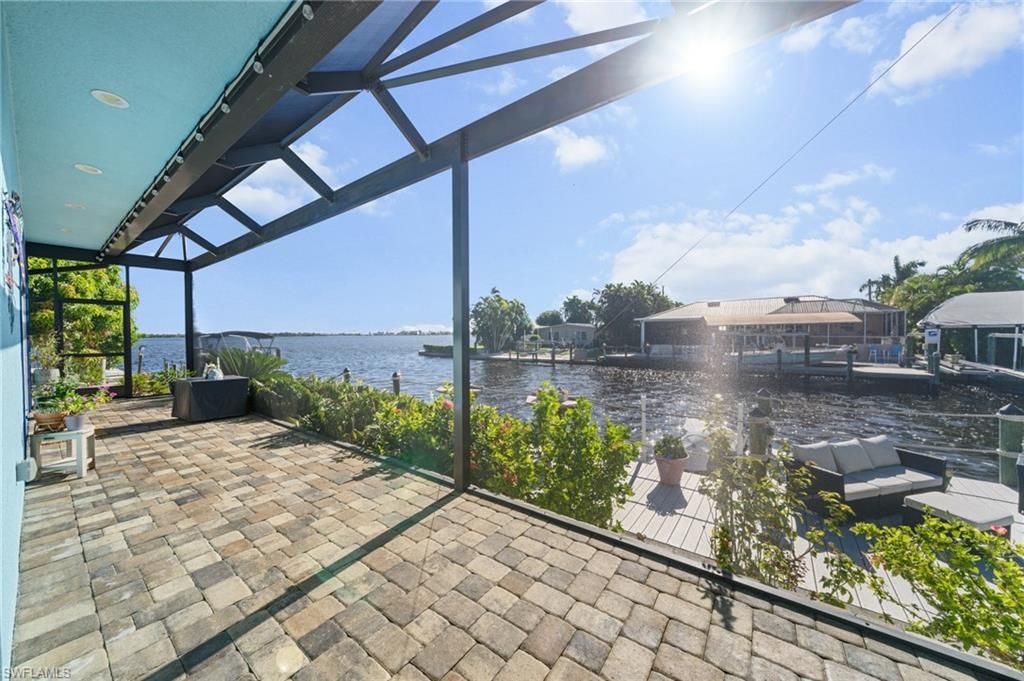 Glass Ceilings, Interior, Sun Room, Water