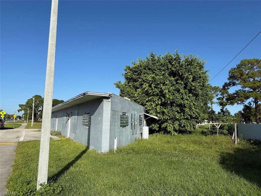 Backyard, Exterior