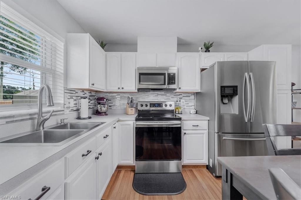 Interior, Kitchen, Stainless Steel Appliances, Wood Texture Flooring