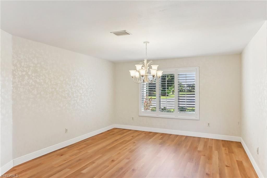 Chandelier, Empty room, Interior, Wood Texture Flooring