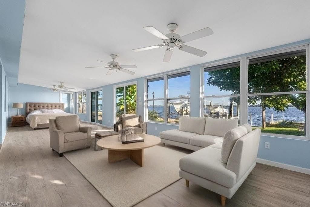 Bedroom, Interior, Living room, Water, Wood Texture Flooring