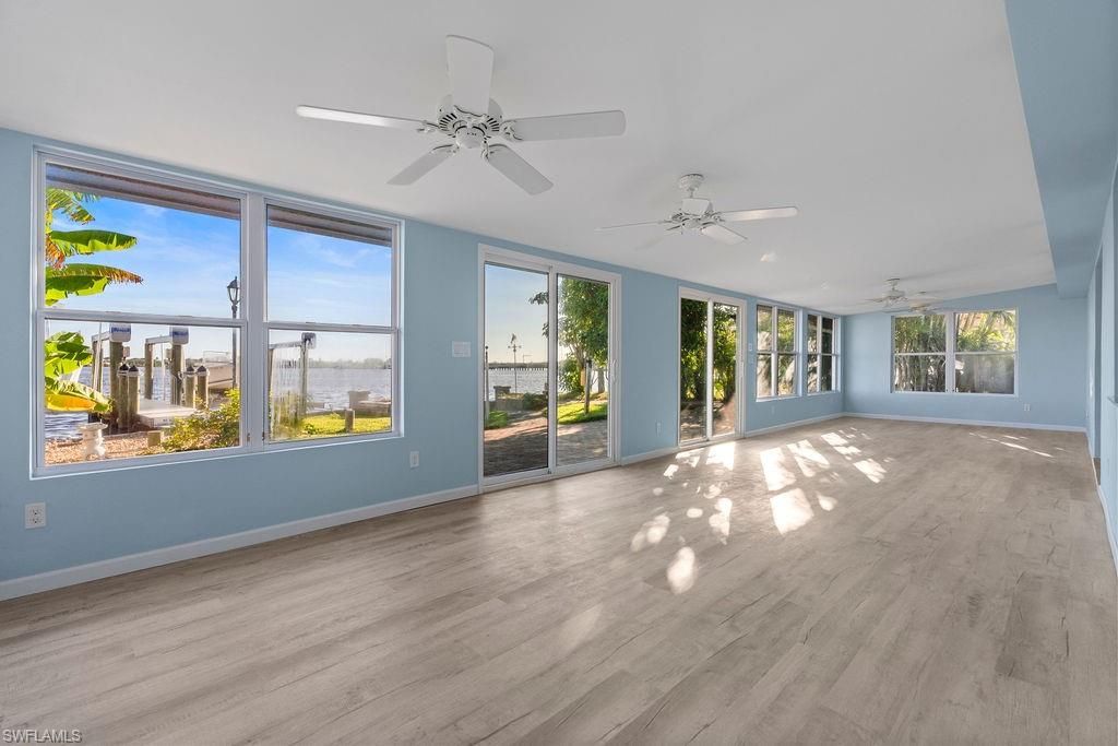 Empty room, Interior, Water, Wood Texture Flooring
