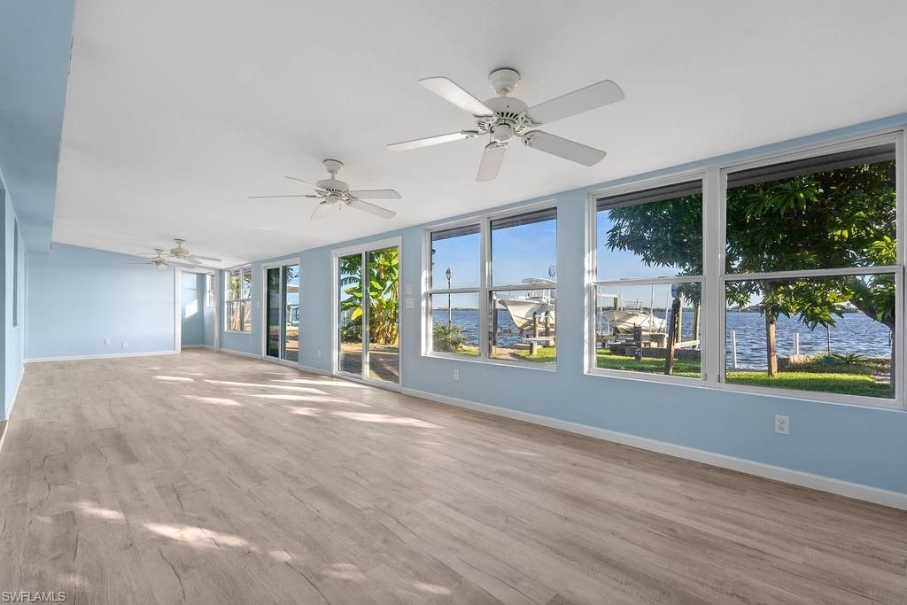 Empty room, Interior, Water, Wood Texture Flooring