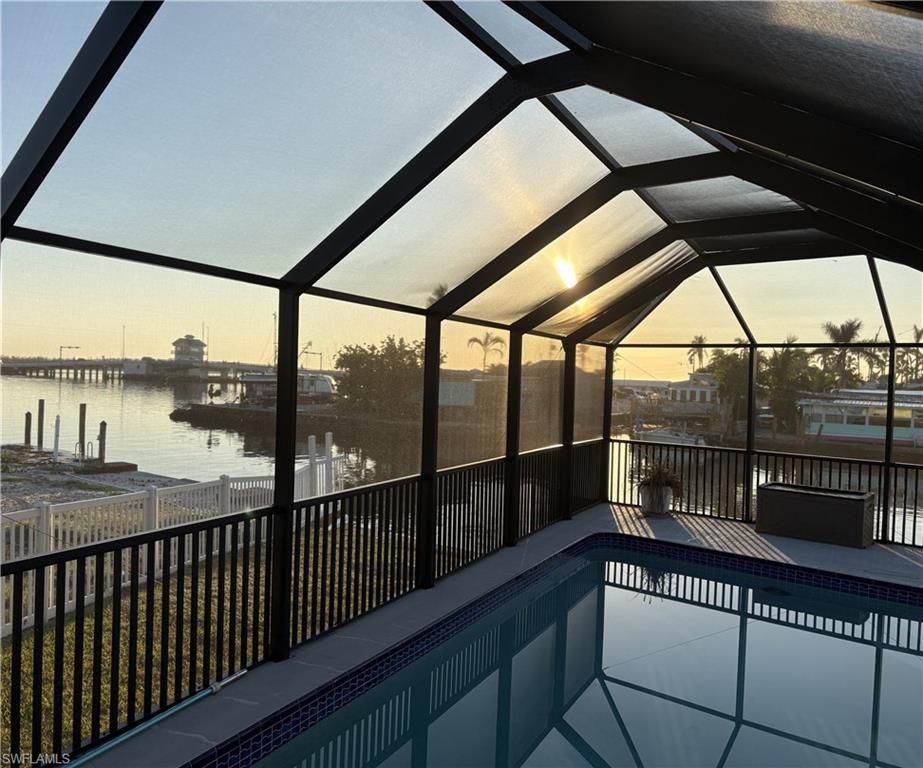 Glass Ceilings, Interior, Pool, Sun Room, Water