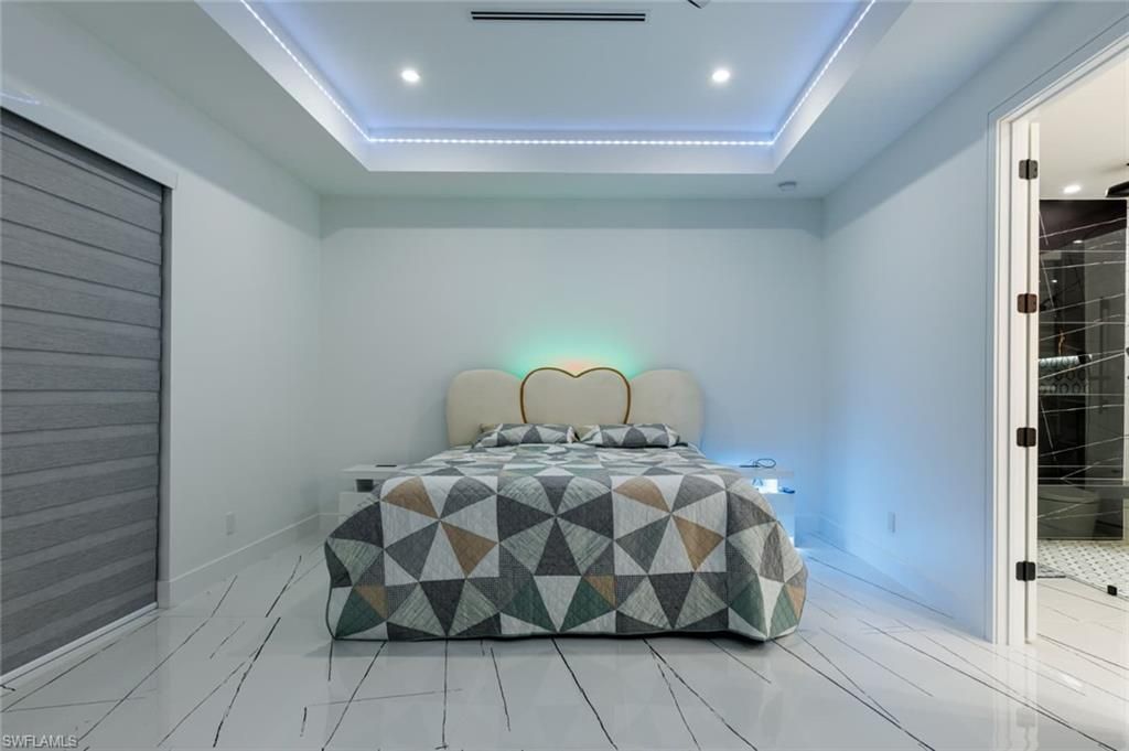 Bedroom, Interior, Marble, Recessed Lighting
