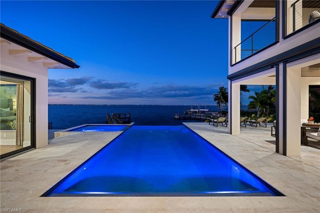 Exterior, Pool, Water