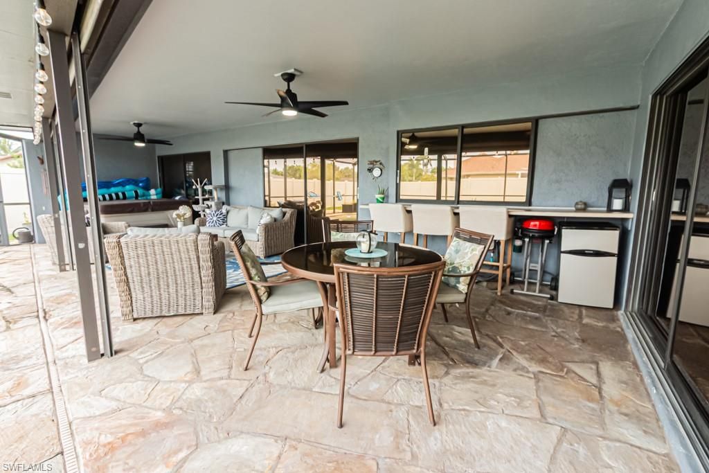 Dining room, Interior, Living room