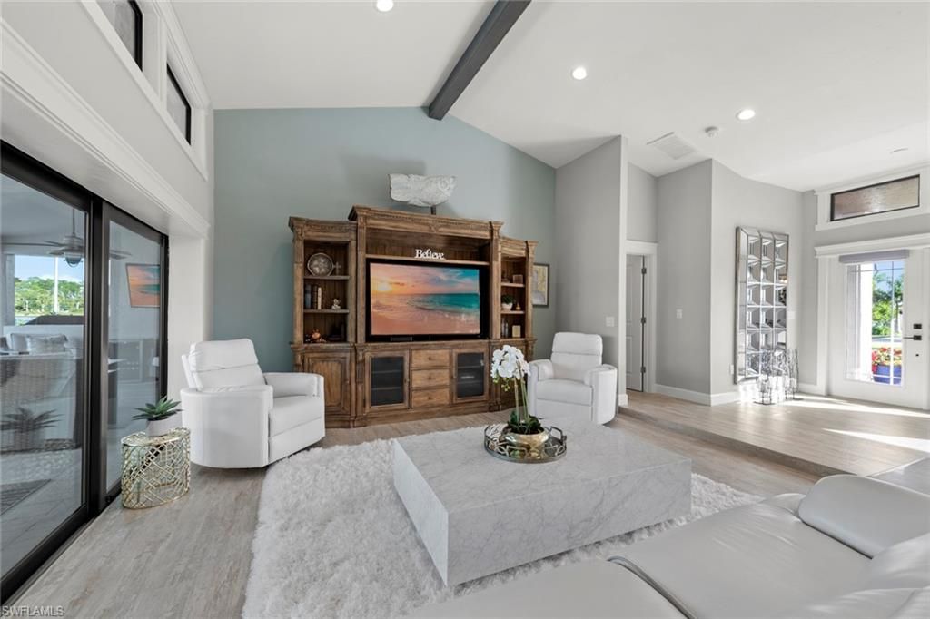 Interior, Living room, Recessed Lighting, Wooden Beams, Wood Texture Flooring