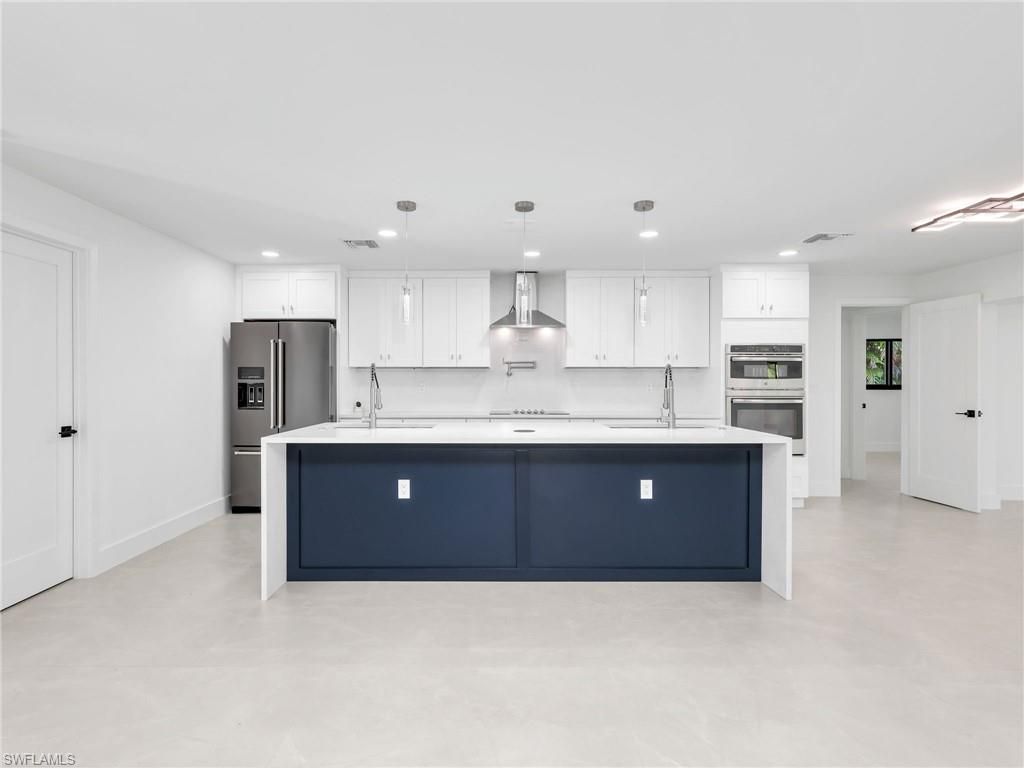 Interior, Kitchen, Pendant Lights, Recessed Lighting, Stainless Steel Appliances