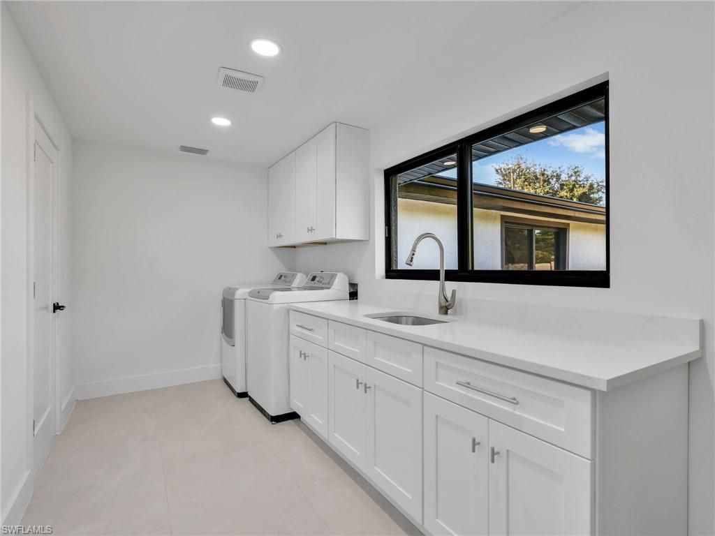 Interior, Recessed Lighting, Washer