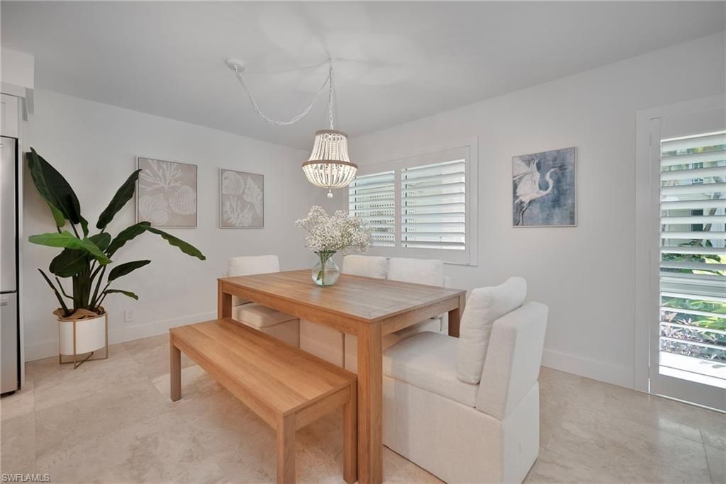 Dining room, Interior, Pendant Lights