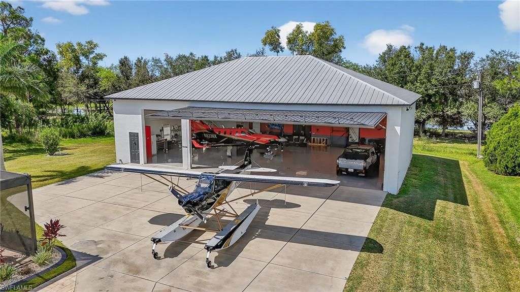 Backyard, Detached Garage, Exterior