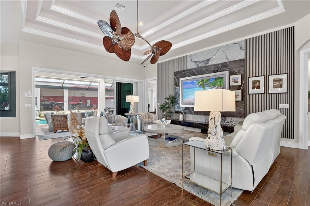 Interior, Living room, Marble Walls, Recessed Lighting, Wood Texture Flooring