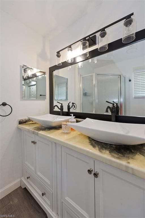 Bathroom, Dual Sink Vanities, Interior, Wood Texture Flooring