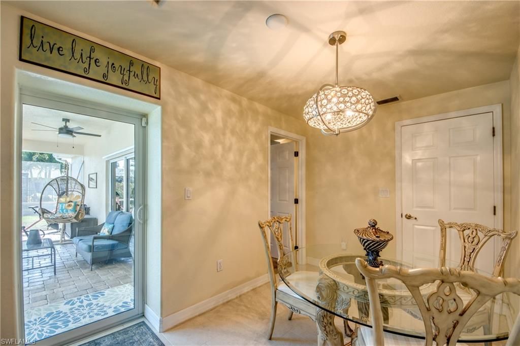 Dining room, Interior, Pendant Lights
