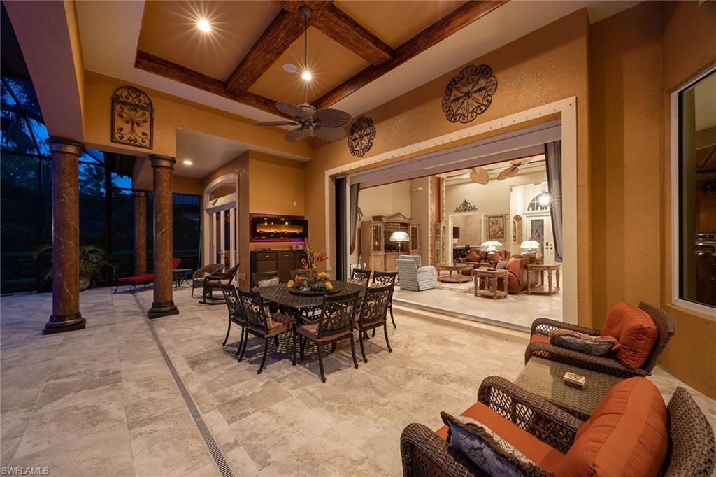 Dining room, Interior, Recessed Lighting, Wooden Beams