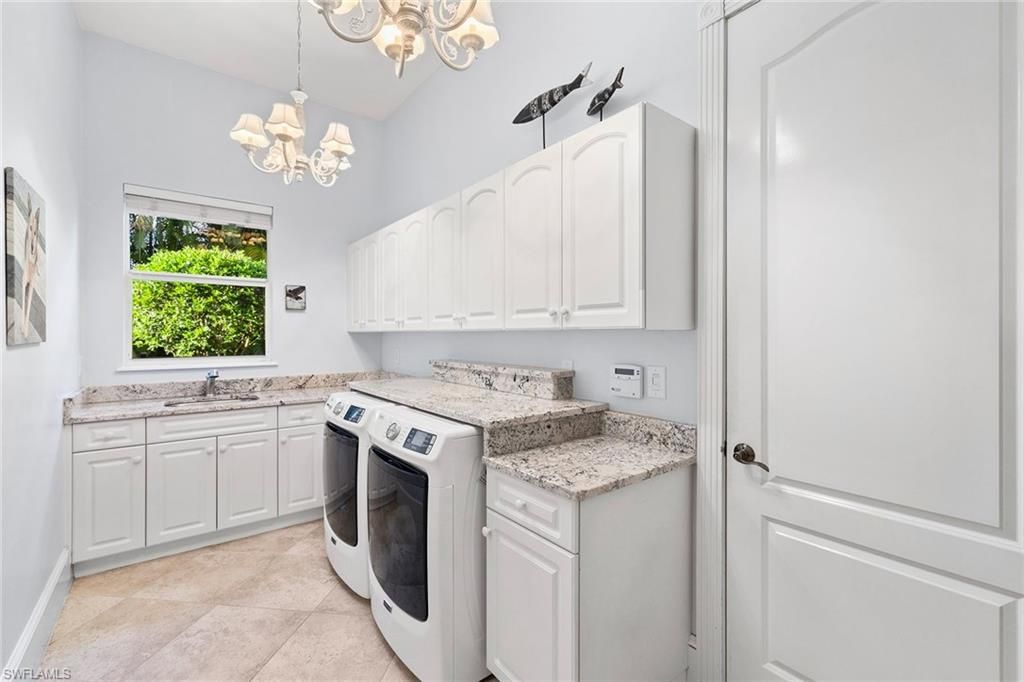 Chandelier, Interior, Washer