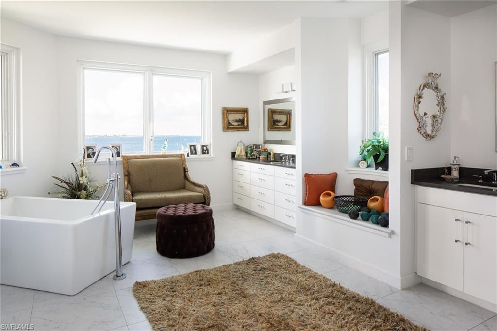 Bathroom, Free Standing Baths, Interior, Marble, Water