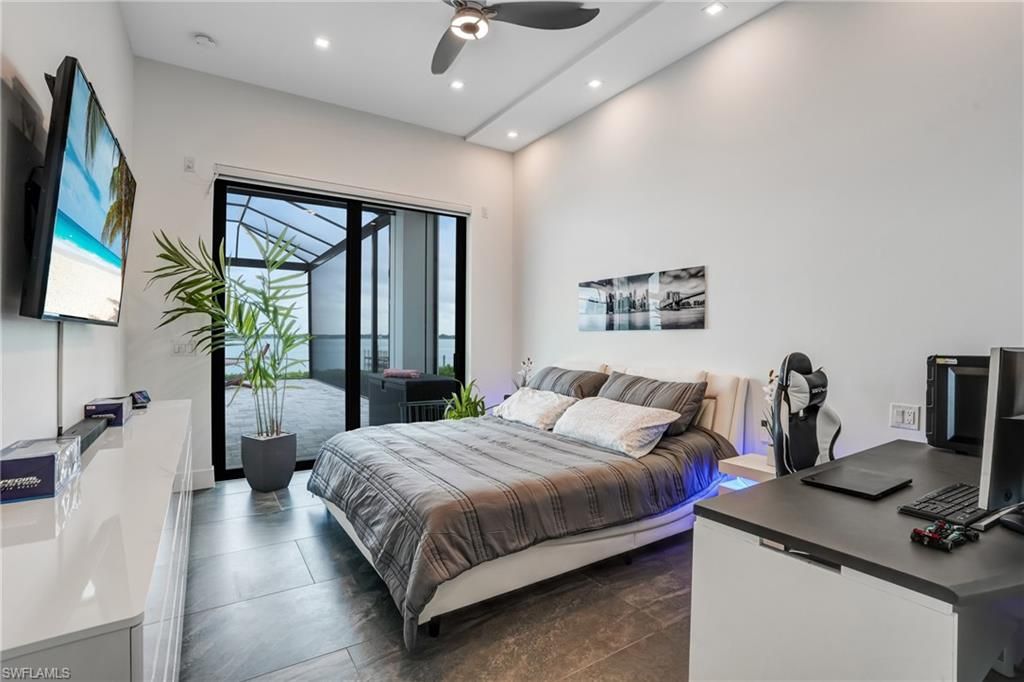 Bedroom, Interior, Recessed Lighting