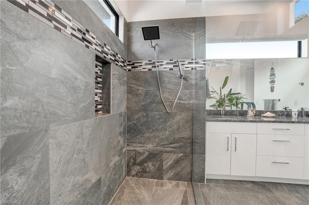 Bathroom, Interior, Marble Walls