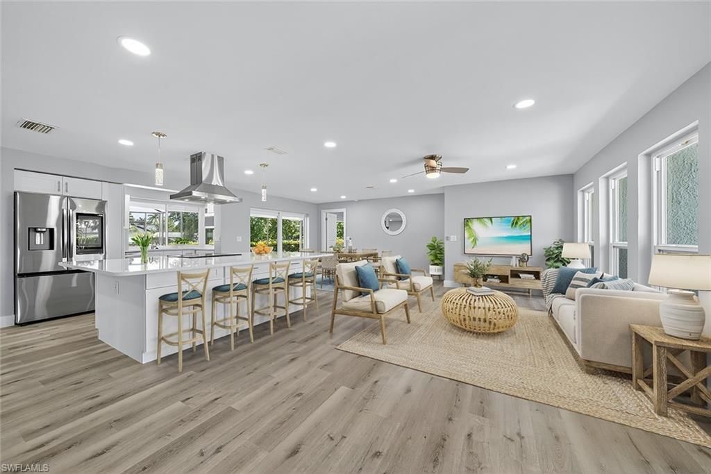 Interior, Kitchen, Living room, Pendant Lights, Recessed Lighting, Stainless Steel Appliances, Wood Texture Flooring