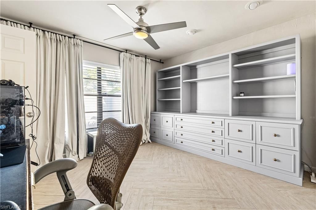 Home Office, Interior, Recessed Lighting, Wood Texture Flooring