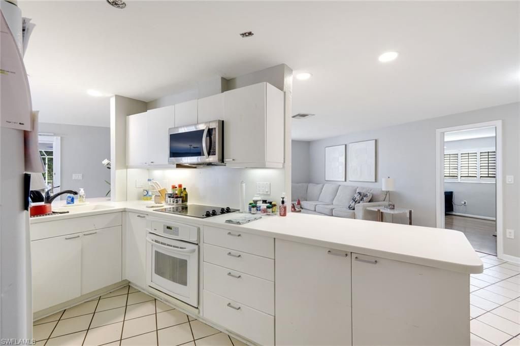 Interior, Kitchen, Living room, Recessed Lighting