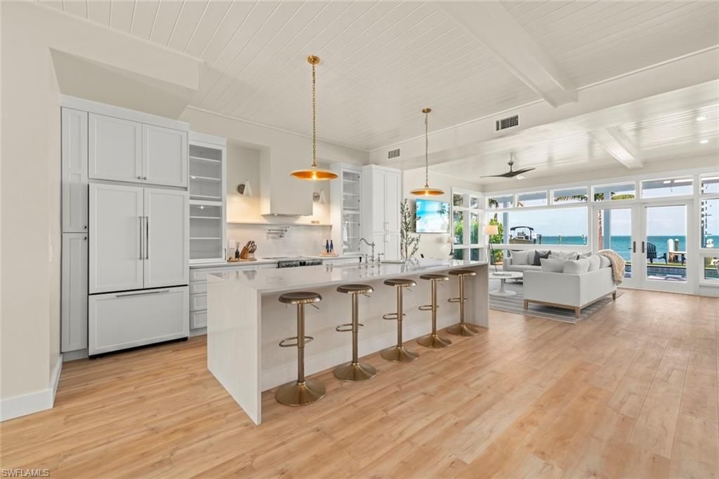 Interior, Kitchen, Living room, Pendant Lights, Water, Wood Texture Flooring