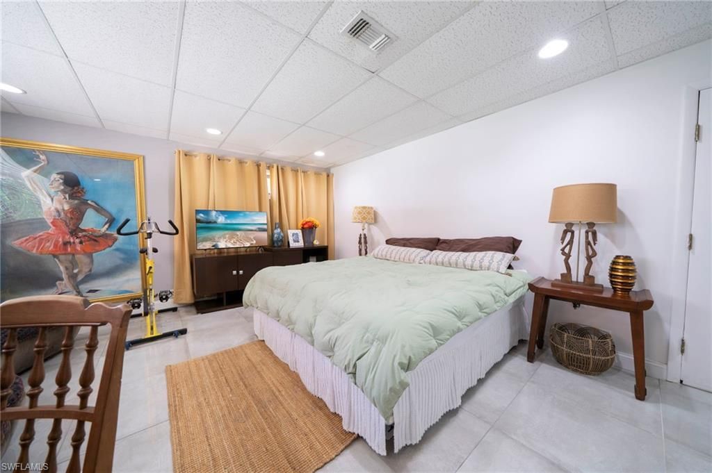 Bedroom, Interior, Recessed Lighting