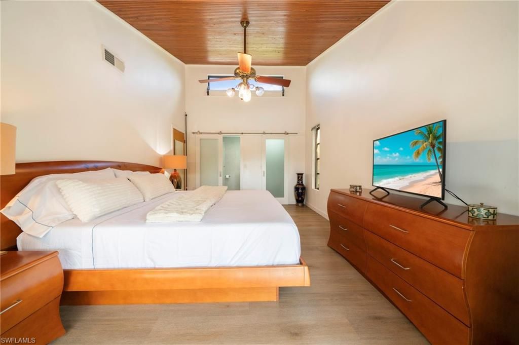 Bedroom, Interior, Wooden Ceilings, Wood Texture Flooring