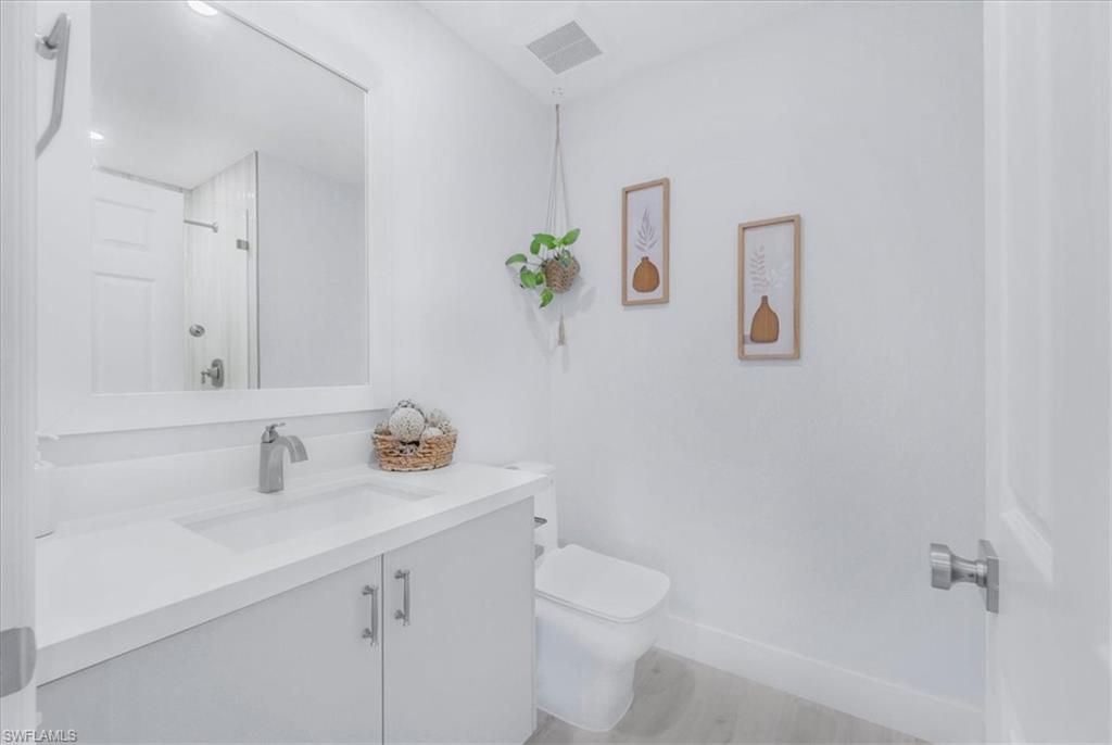 Bathroom, Interior, Recessed Lighting, Wood Texture Flooring