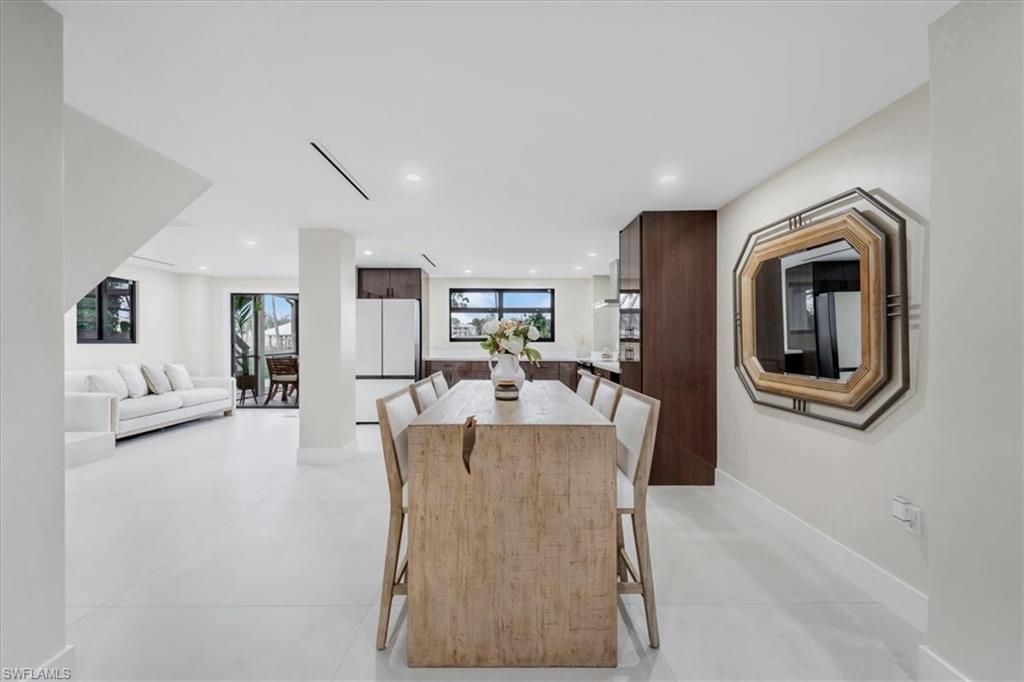Dining room, Interior, Kitchen, Pendant Lights, Recessed Lighting