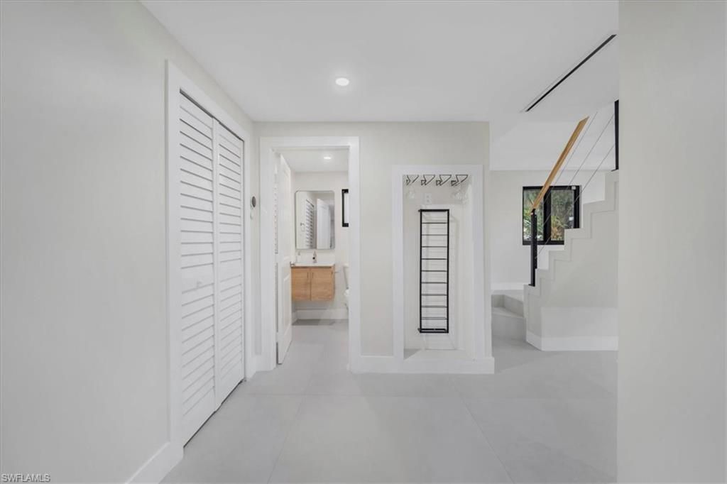 Interior, Recessed Lighting