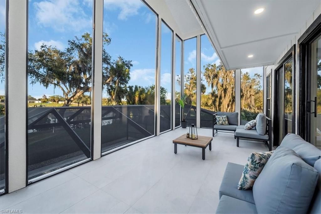 Interior, Living room, Recessed Lighting, Sun Room