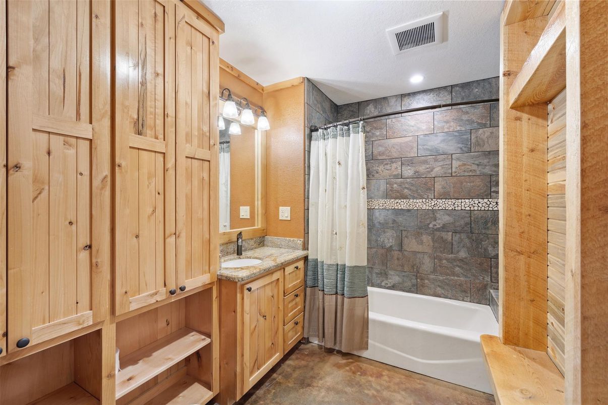Bathroom, Interior, Recessed Lighting, Stone Walls