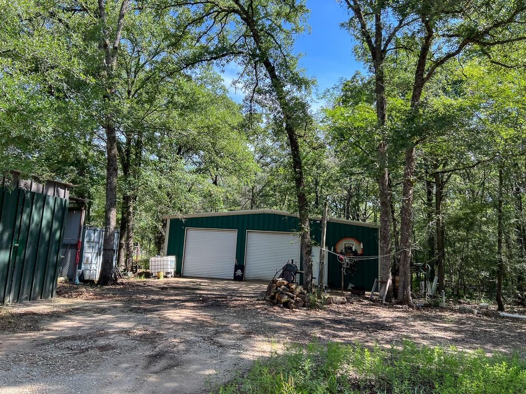 Backyard, Detached Garage, Exterior