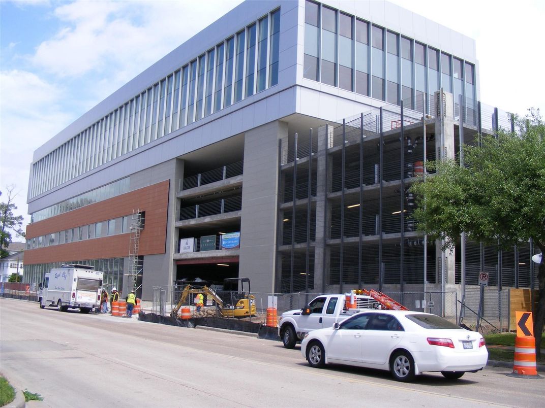 Exterior, Facade, Highrise