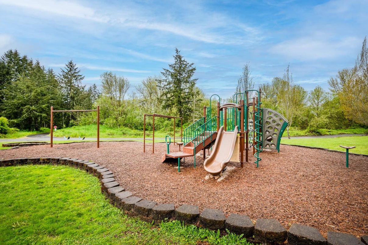Backyard, Exterior, Playground