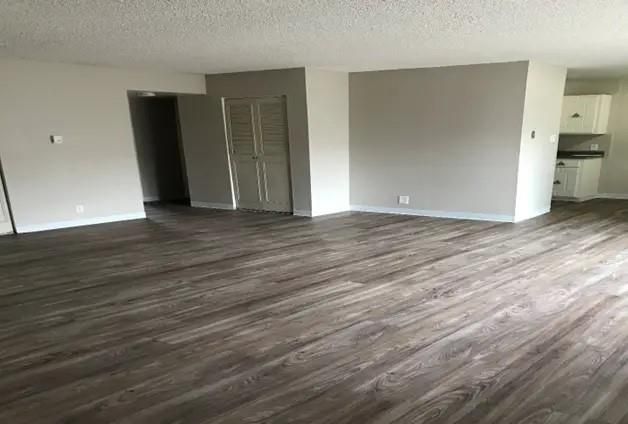 Empty room, Interior, Kitchen, Wood Texture Flooring