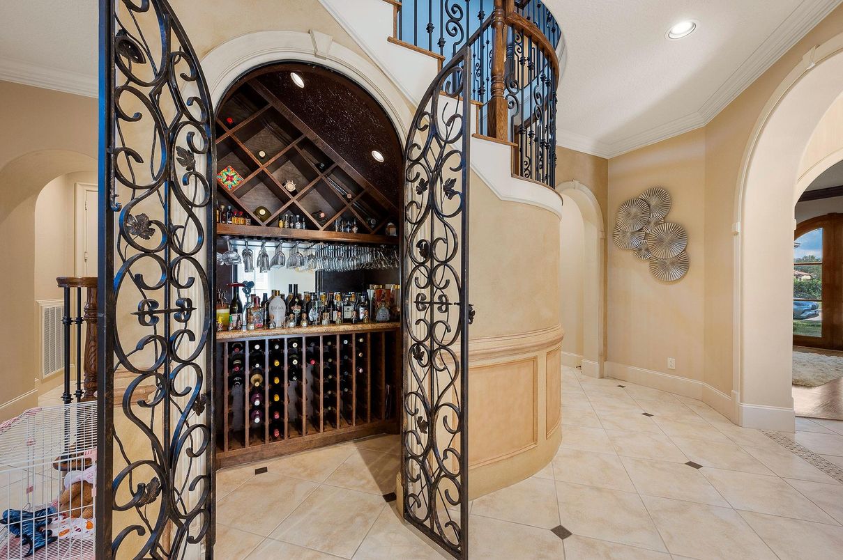 Interior, Recessed Lighting, Wine Storage
