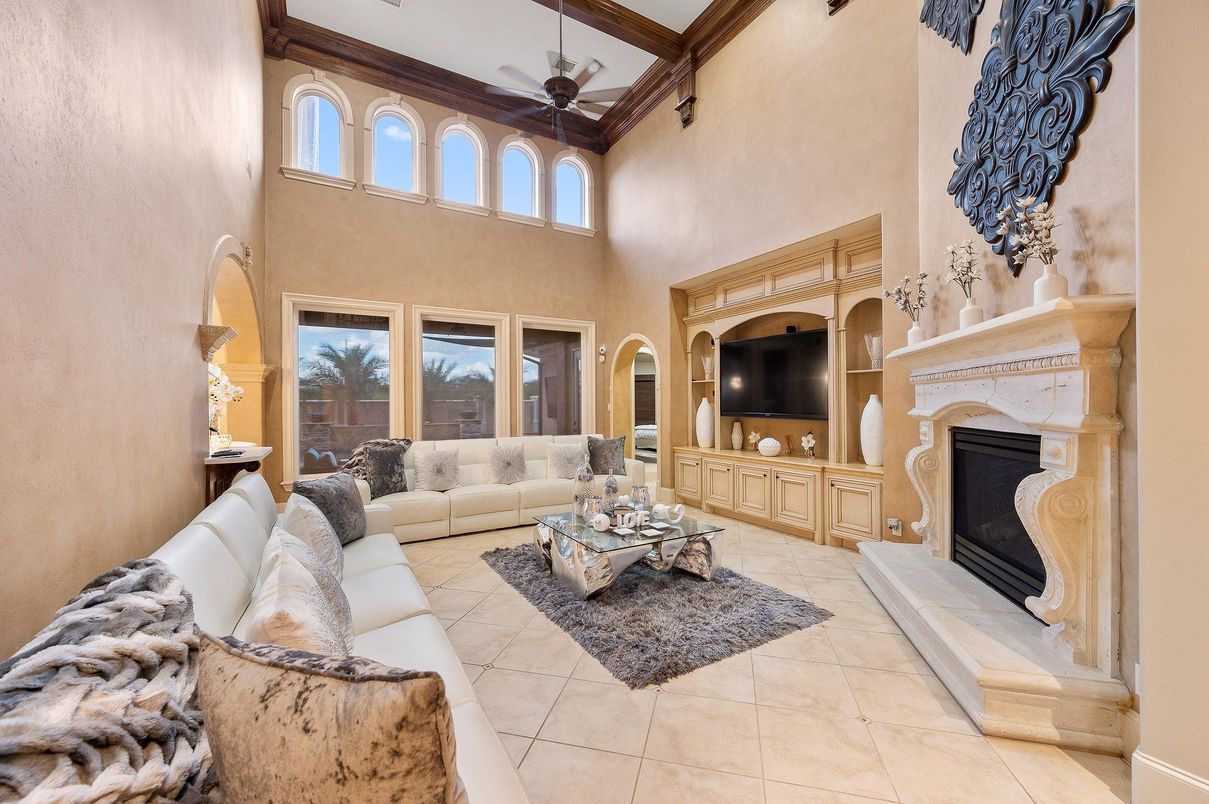 Fireplace, Interior, Living room