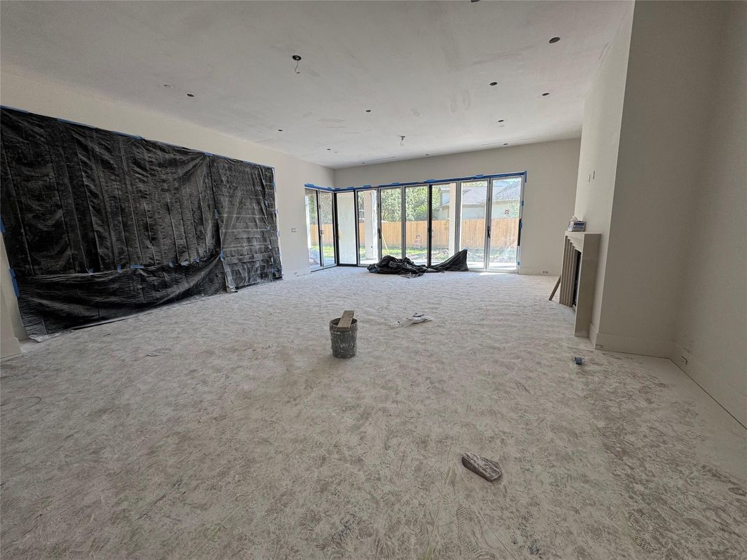 Empty room, Interior, Recessed Lighting