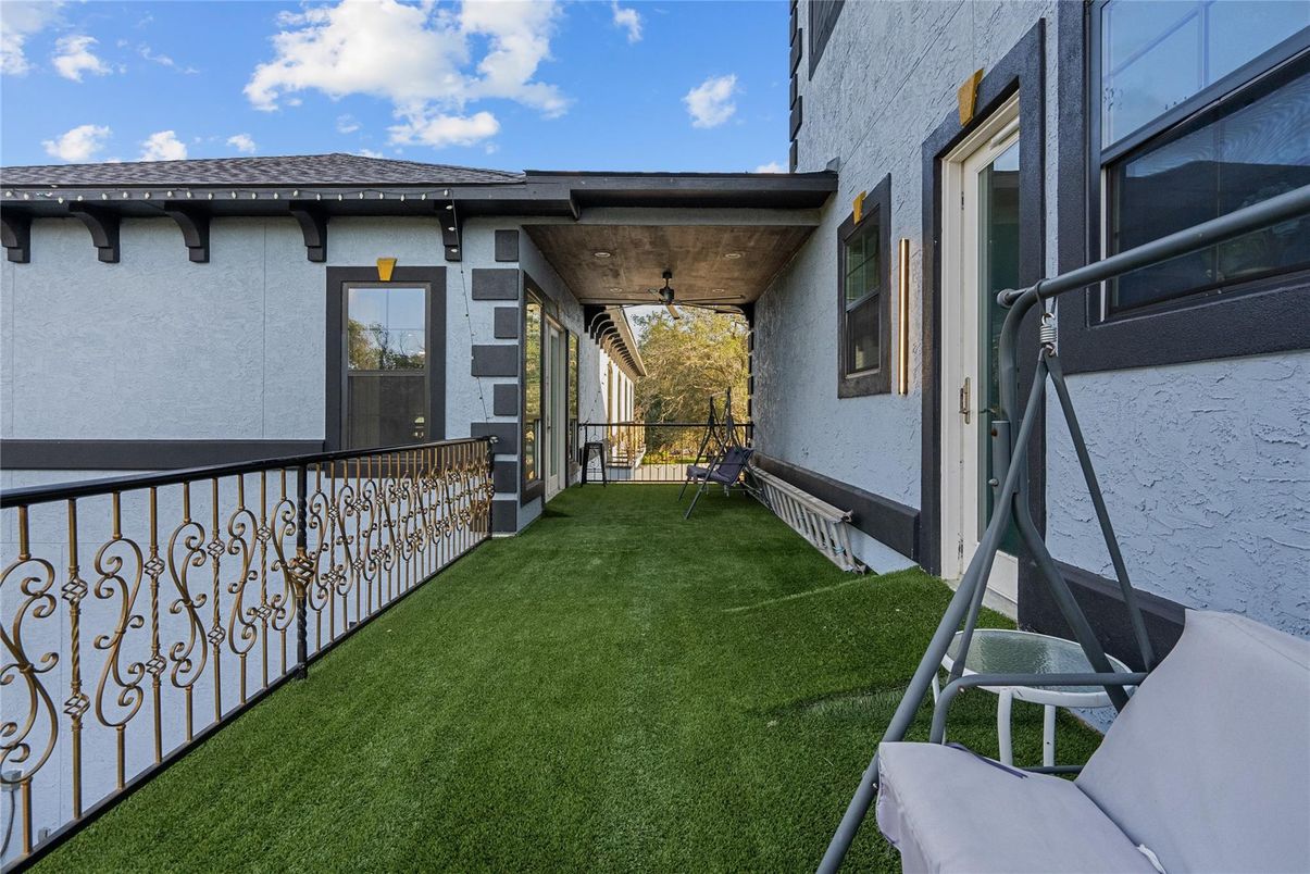 Backyard, Exterior