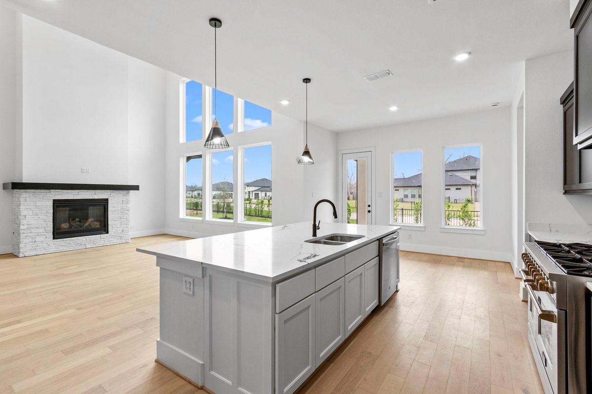 Fireplace, Interior, Kitchen, Pendant Lights, Recessed Lighting, Wood Texture Flooring